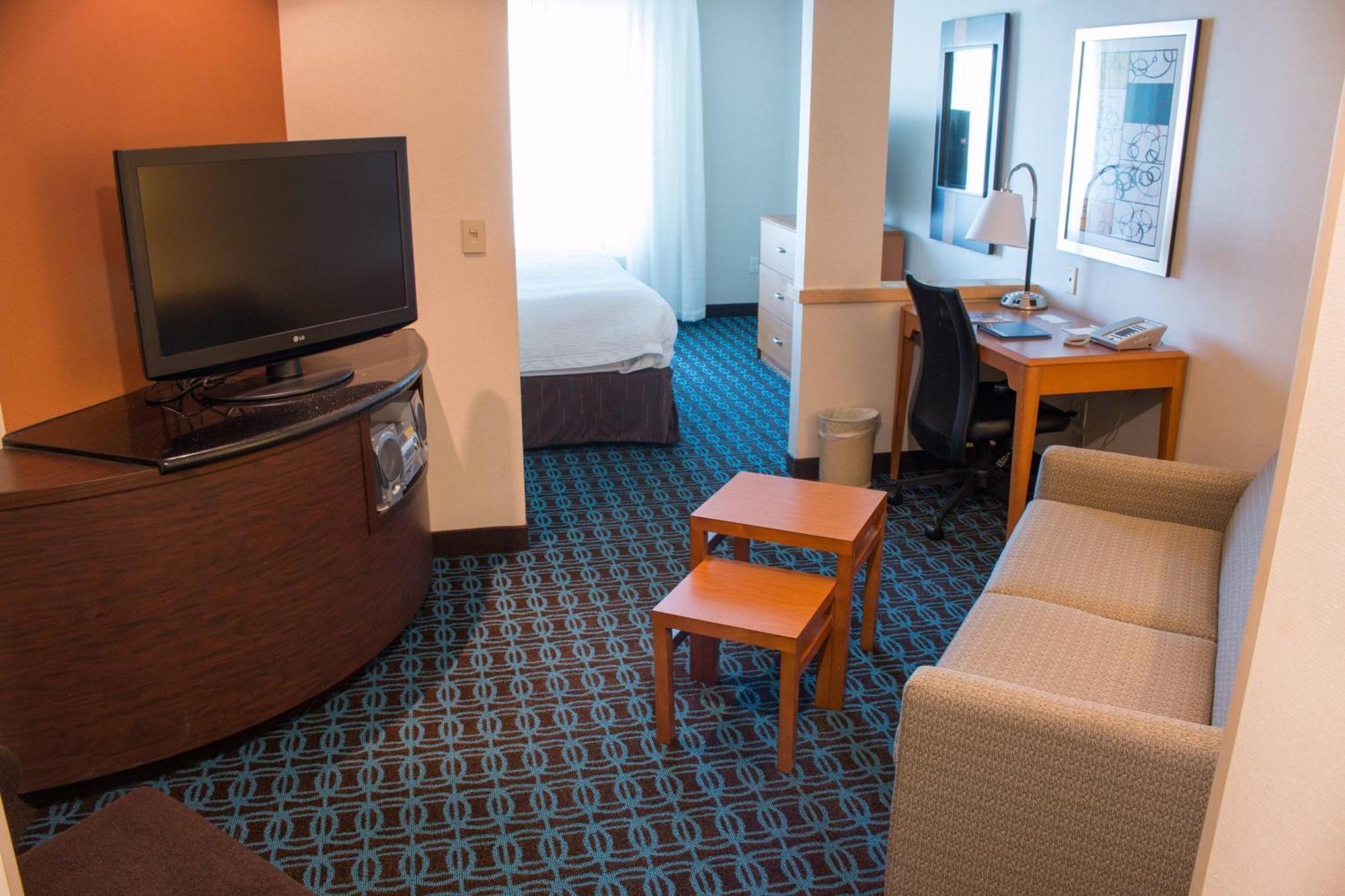 Fairfield Inn & Suites Oakland Hayward Ngoại thất bức ảnh