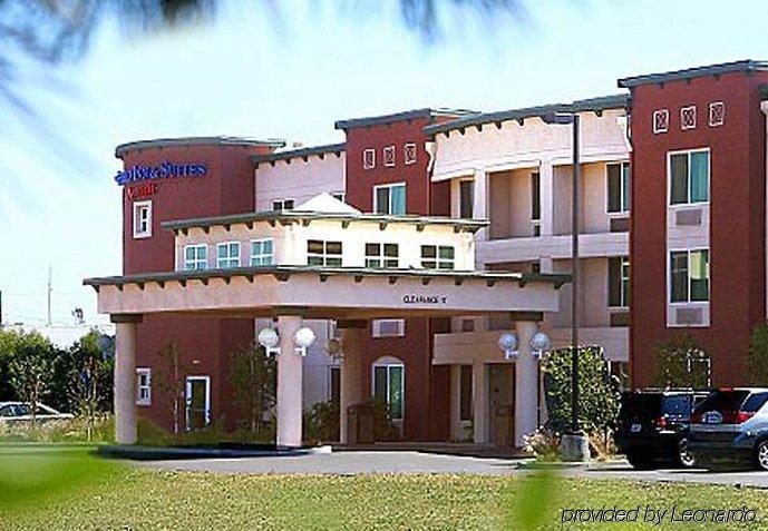 Fairfield Inn & Suites Oakland Hayward Ngoại thất bức ảnh